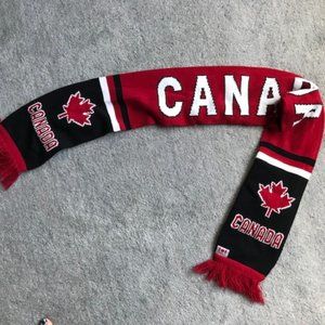 Canada Scarf